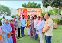 नीरज बोरा का जन्म धूमधाम से मनाया गया